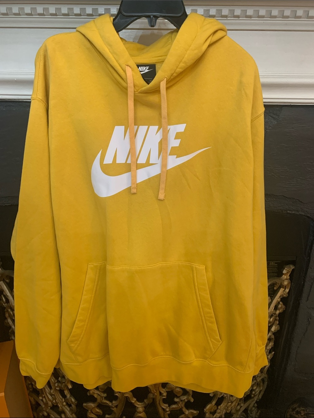 Nike Men’s Yellow Logo Pullover Hoodie